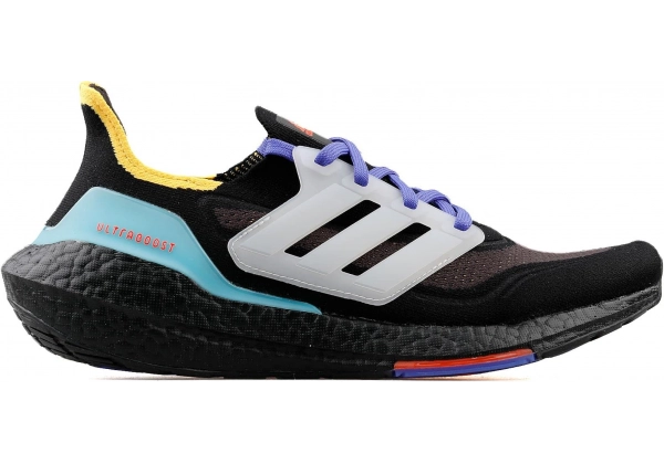 Кроссовки Adidas Ultra Boost черные с желтым и синим